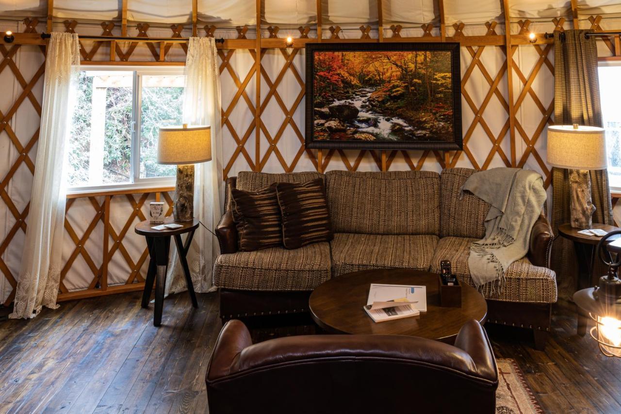 Tranquil Haven Luxy Yurt - Creekside Glamping With Private Hot Tub Villa Topton Екстериор снимка